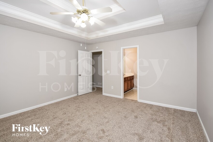 Building Photo - 799 Avalon Forest Way