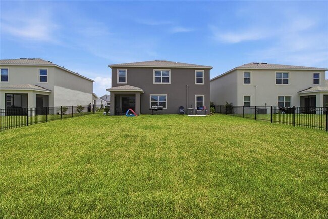 Building Photo - 18114 Wheathouse Pl