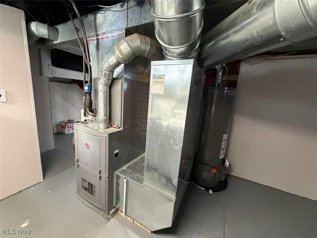 Building Photo - 6315 Charles Ave