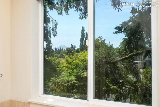 Building Photo - 11411 SE 259th St