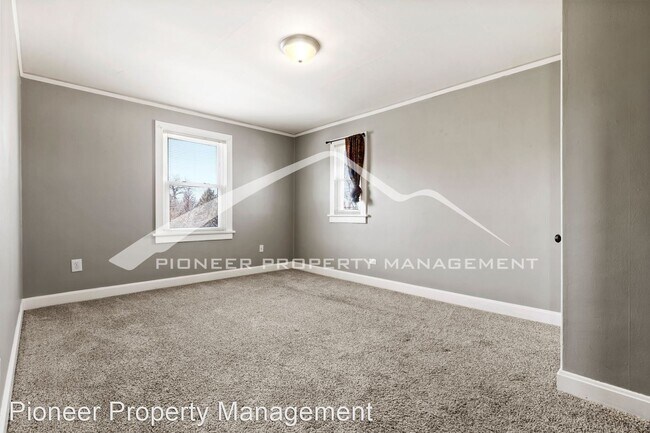 Building Photo - 3 br, 2 bath House - 4700 Tennyson Street