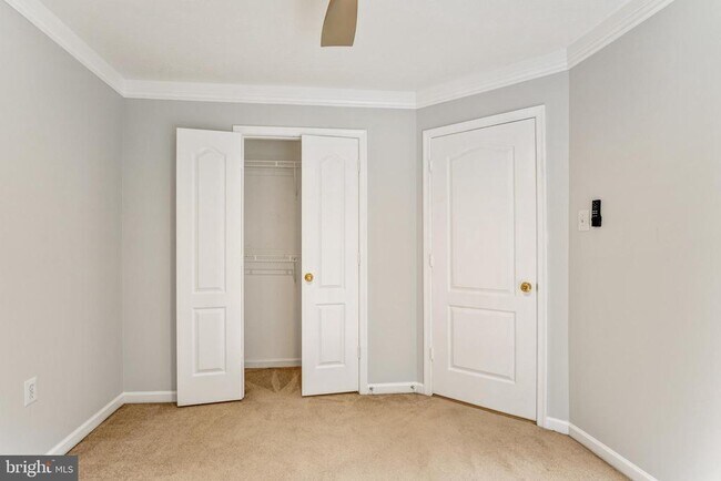 Building Photo - 7505 Castle Rock Dr