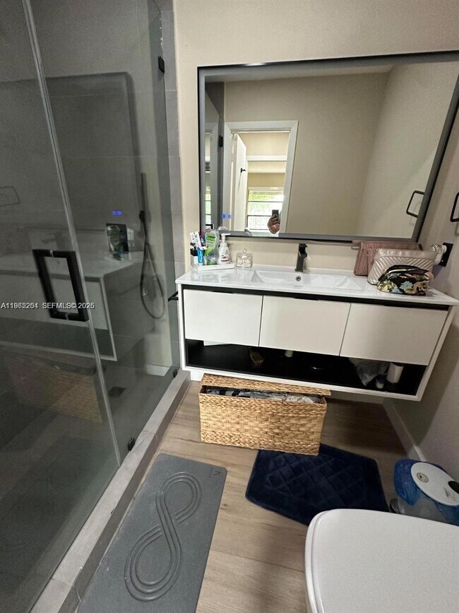 Building Photo - 6609 SW 116th Pl