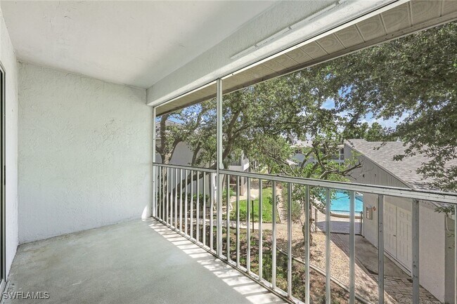 Building Photo - 5024 Chiquita Blvd S