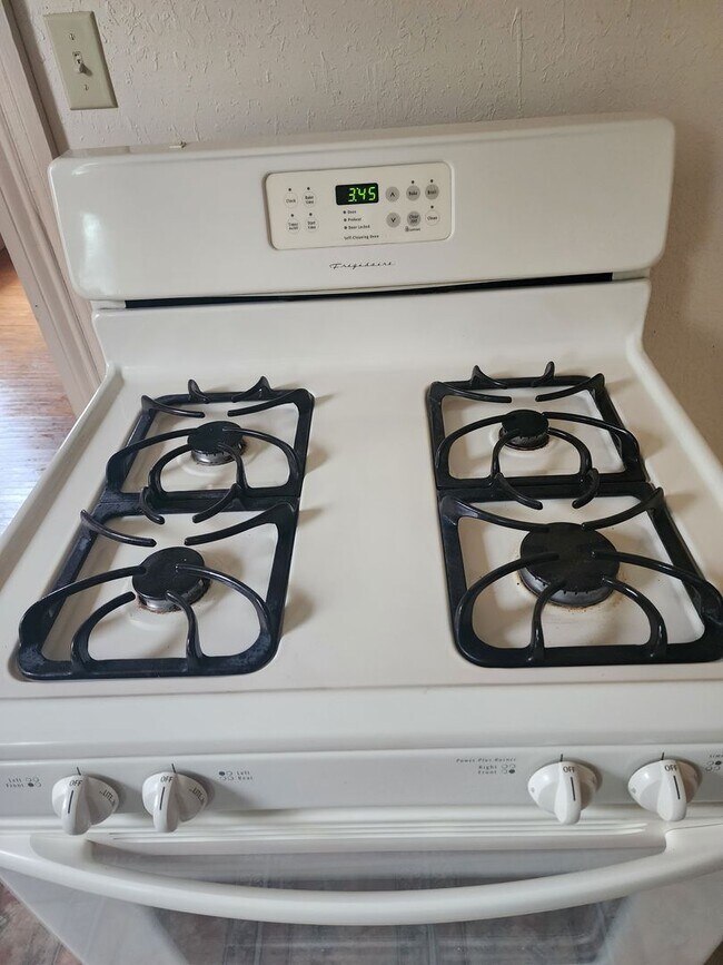 Building Photo - 346w4th