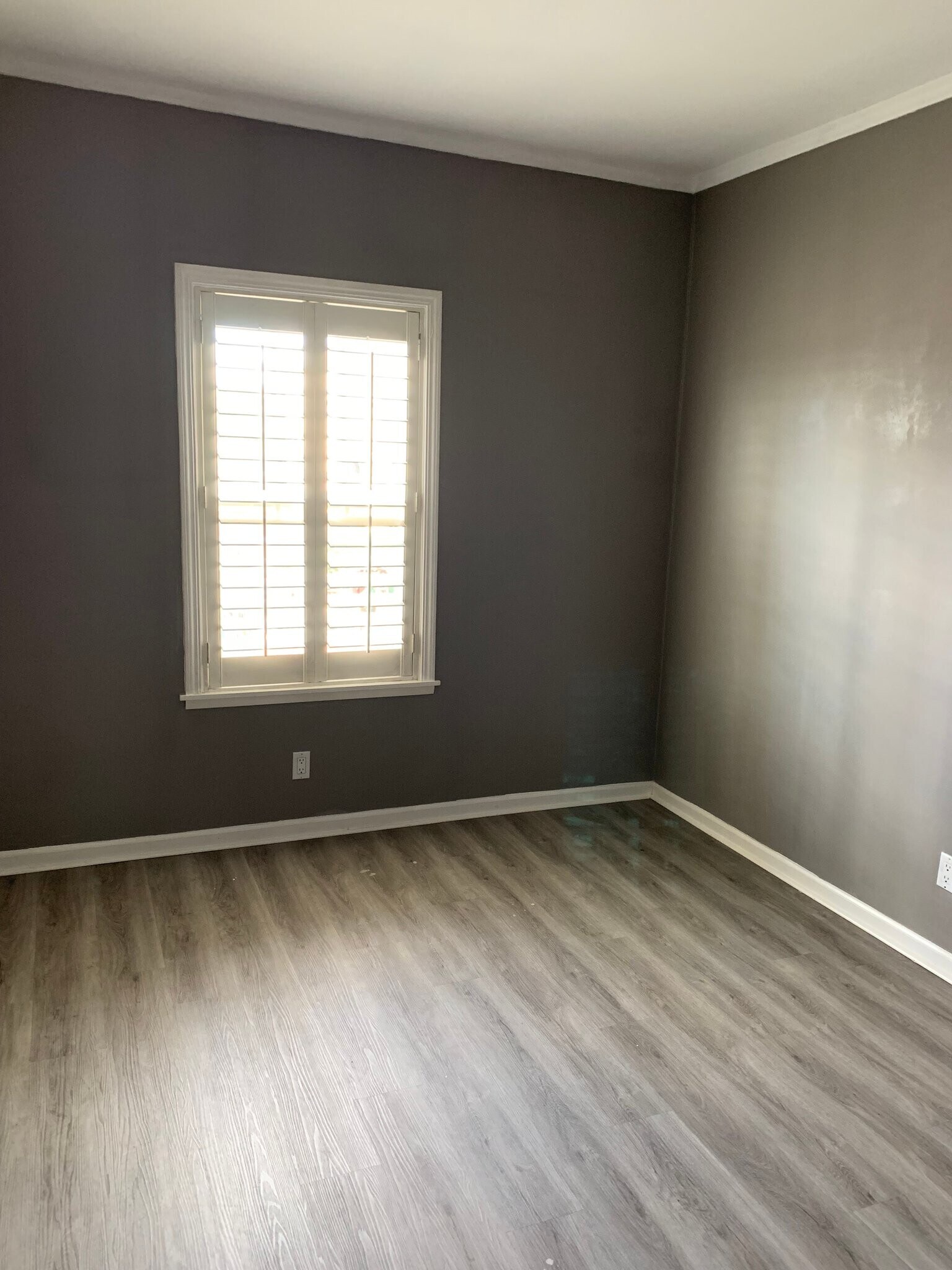 Building Photo - 2019 E 20th St