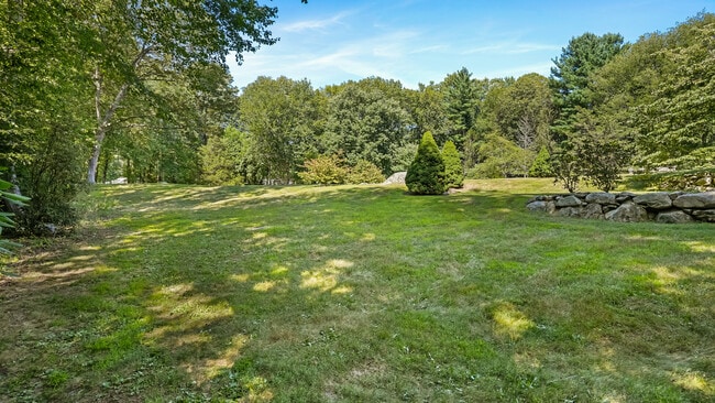 Building Photo - 106 Spoonwood Rd