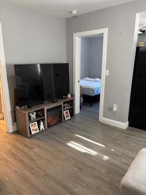 Building Photo - 408 Cass Ave