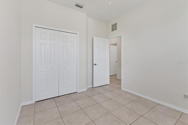 Building Photo - 4104 Crabtree Ave
