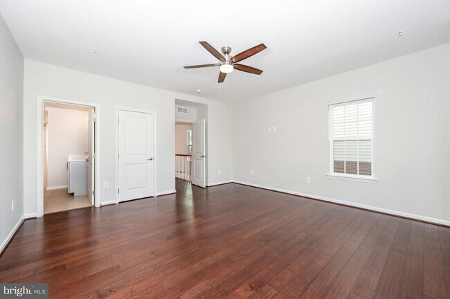 Building Photo - 5059 Small Gains Wy
