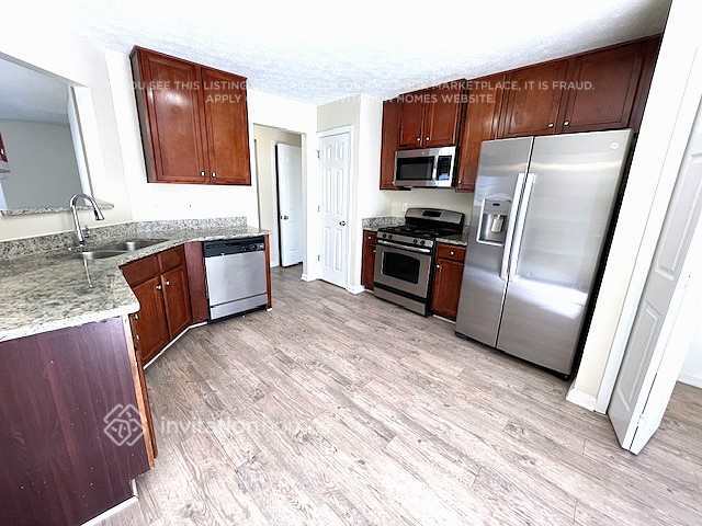 Building Photo - 1331 Ambercrest Way