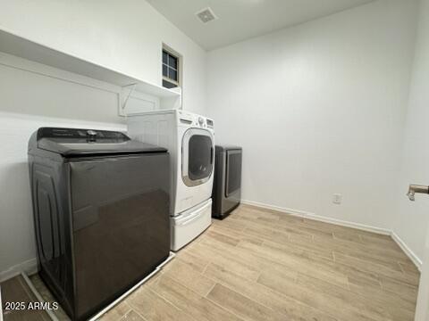 Building Photo - 8609 W Solano Dr