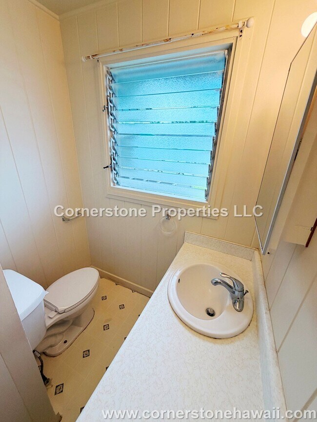 Building Photo - 45-583 Paleka Rd