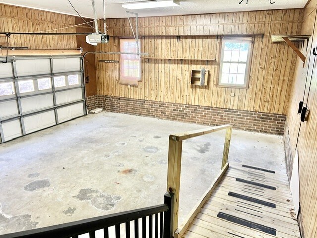 Building Photo - 1002 Left Bank Dr