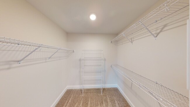 Building Photo - Spacious & Updated 3/2.5 Home Near Fort Ca...
