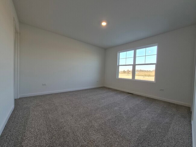 Building Photo - 2268 Barbera Dr