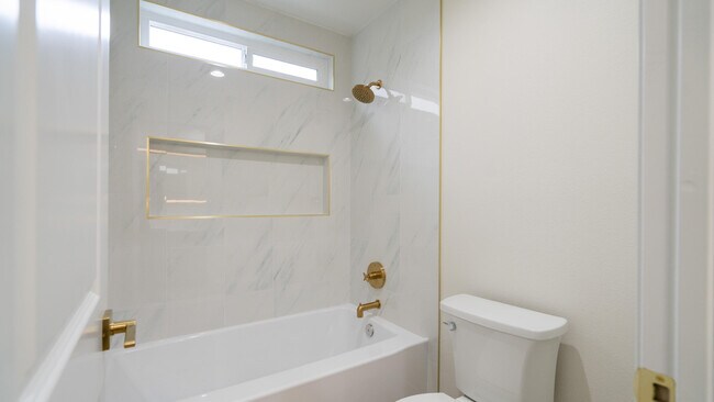 Building Photo - 48509 Calle Carmello