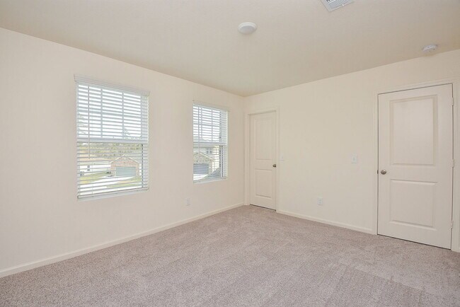 Building Photo - 3603 Admiralty Dr