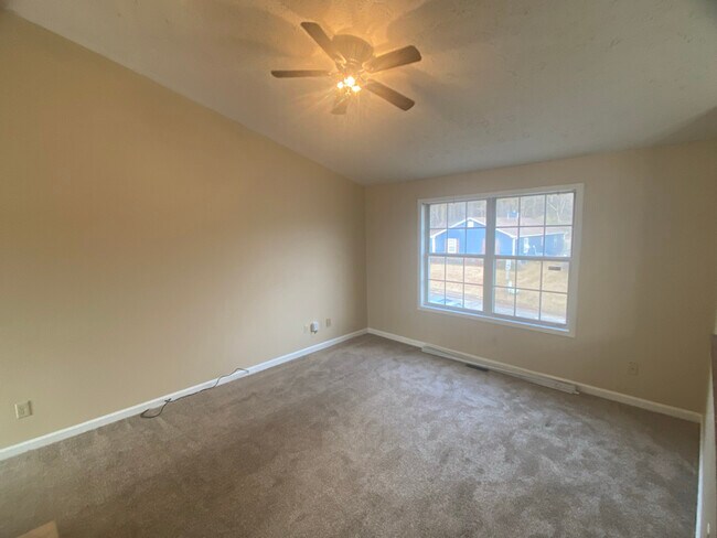 Building Photo - 2331 Wilkins Ct