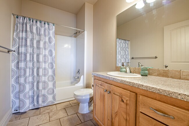 Building Photo - 358 S 550 W