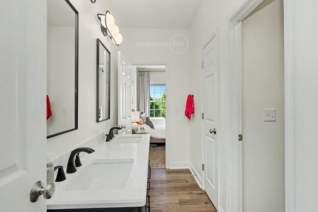 Building Photo - The Finest Furnished Upscale Executive Home, an Exquisite Luxury Rental, in Tega Cay for the Disc...