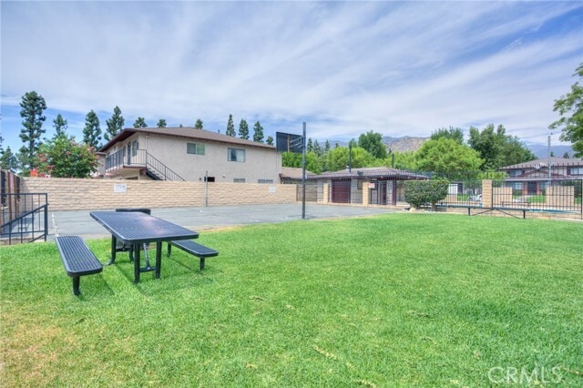 Building Photo - 1085 Sierra Madre Ave