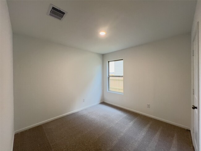 Building Photo - 18547 Cepagatti Dr