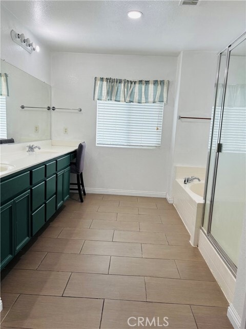Building Photo - 29171 Woodbridge Dr