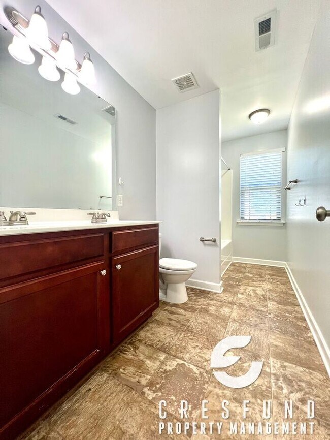 Building Photo - Beautiful 4-Bedroom Home Near New I-95 Acc...