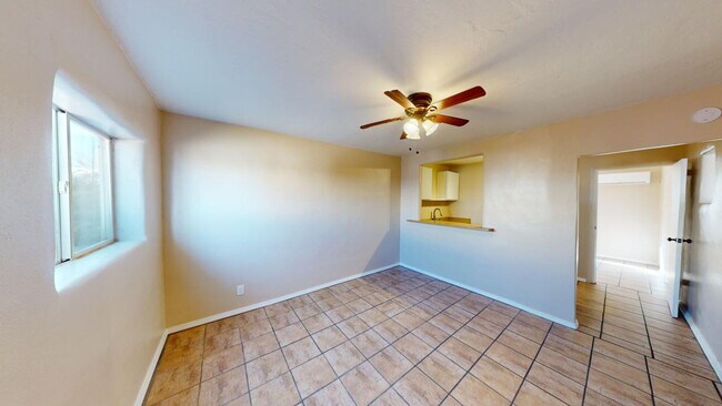 Building Photo - 1450 Cerrillos Rd