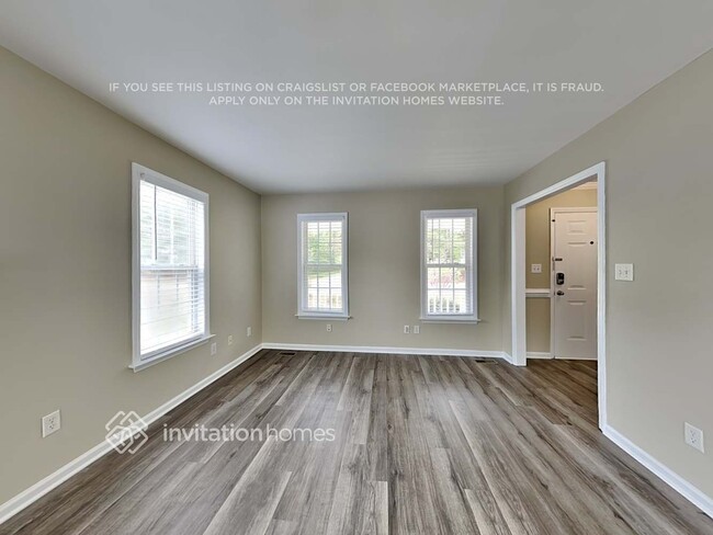 Building Photo - 6829 Oviedo Dr