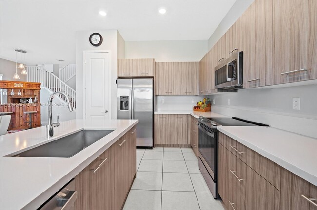 Building Photo - 17577 SW 41st St