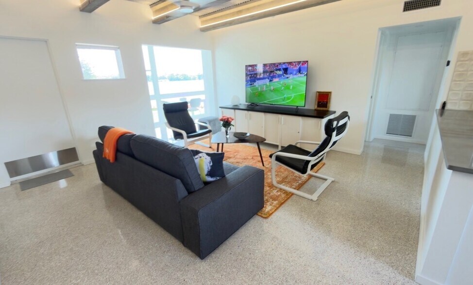 Living room - 151 N Orlando Ave