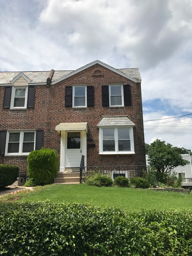 Building Photo - 4041 Lasher Rd