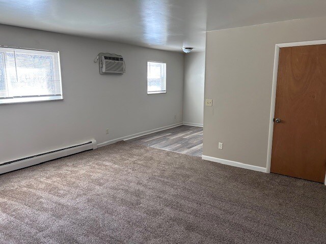 Building Photo - 5 Robbie Ridge