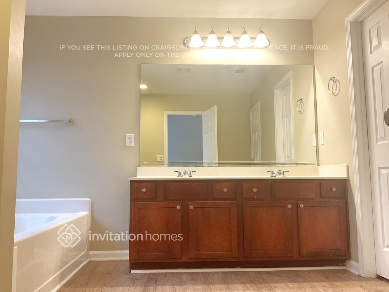 Building Photo - 655 Briarhurst Ct