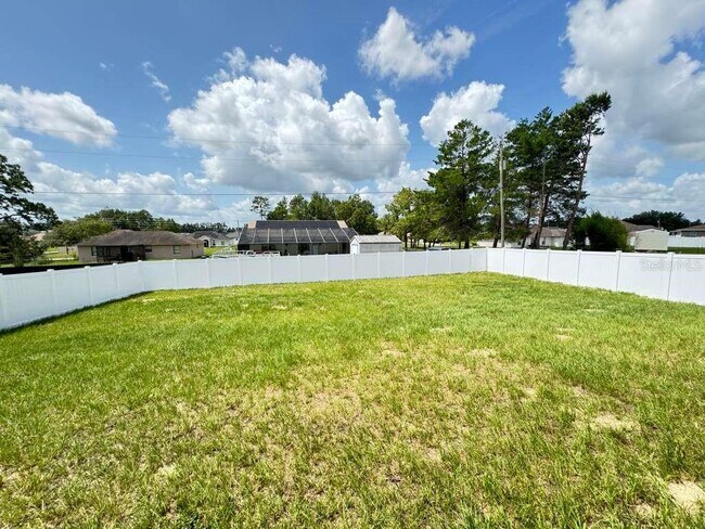 Building Photo - 5998 SW 128th St Rd