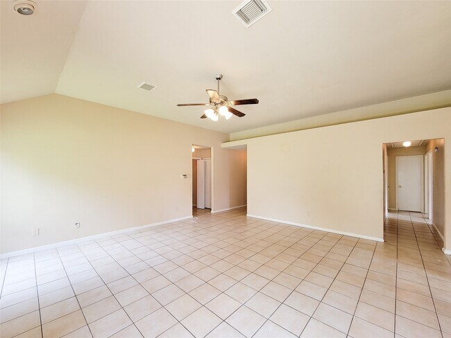 Building Photo - 22918 Pine Mist Ln