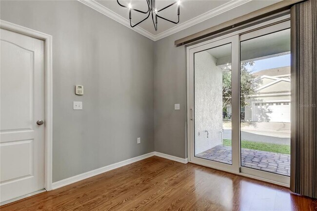 Building Photo - 9002 Spring Garden Way