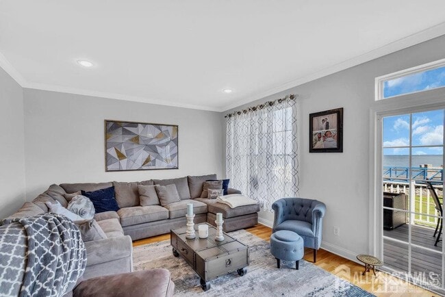 Building Photo - 38 S Shore Dr