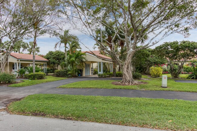 Building Photo - 2312 Las Casitas Dr