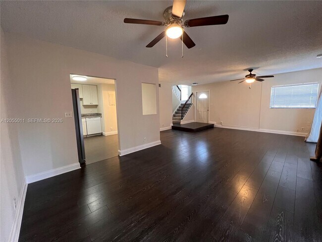 Building Photo - 2762 S University Dr