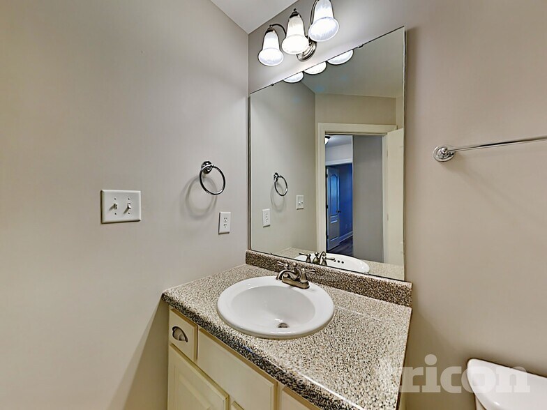 Building Photo - 1322 Sasswood Ln