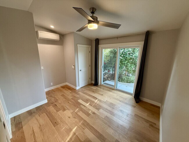 Building Photo - Beautiful Two Bedroom/Two Bathroom Home with Large Yard