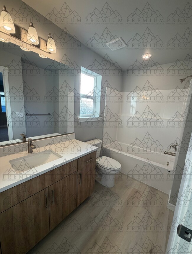 Building Photo - 1st MONTH FREE - 3 BED 2.5 BATH NEW BUILD!