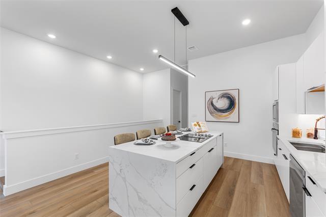 Building Photo - 1115 Muncie Ave