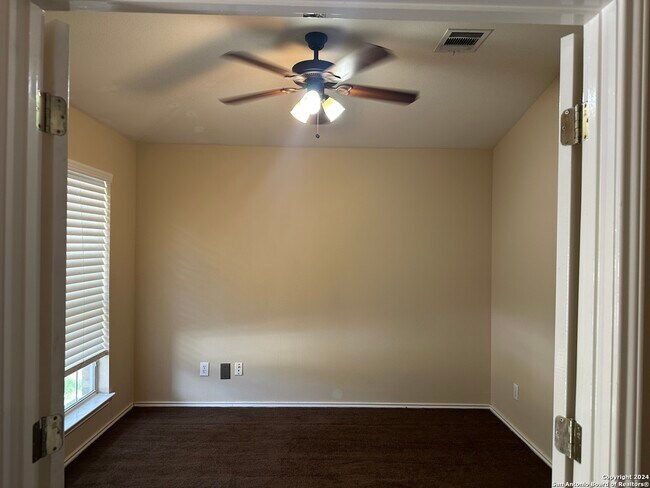 Building Photo - 6506 Dancing Ct