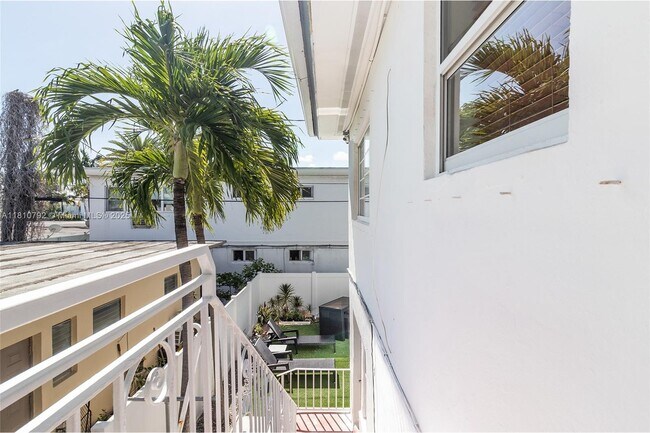 Building Photo - 8430 Harding Ave