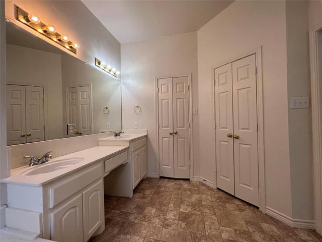 Building Photo - 1141 Nickerson Ln