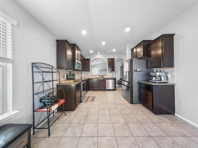 Building Photo - 137 Hematite Ln